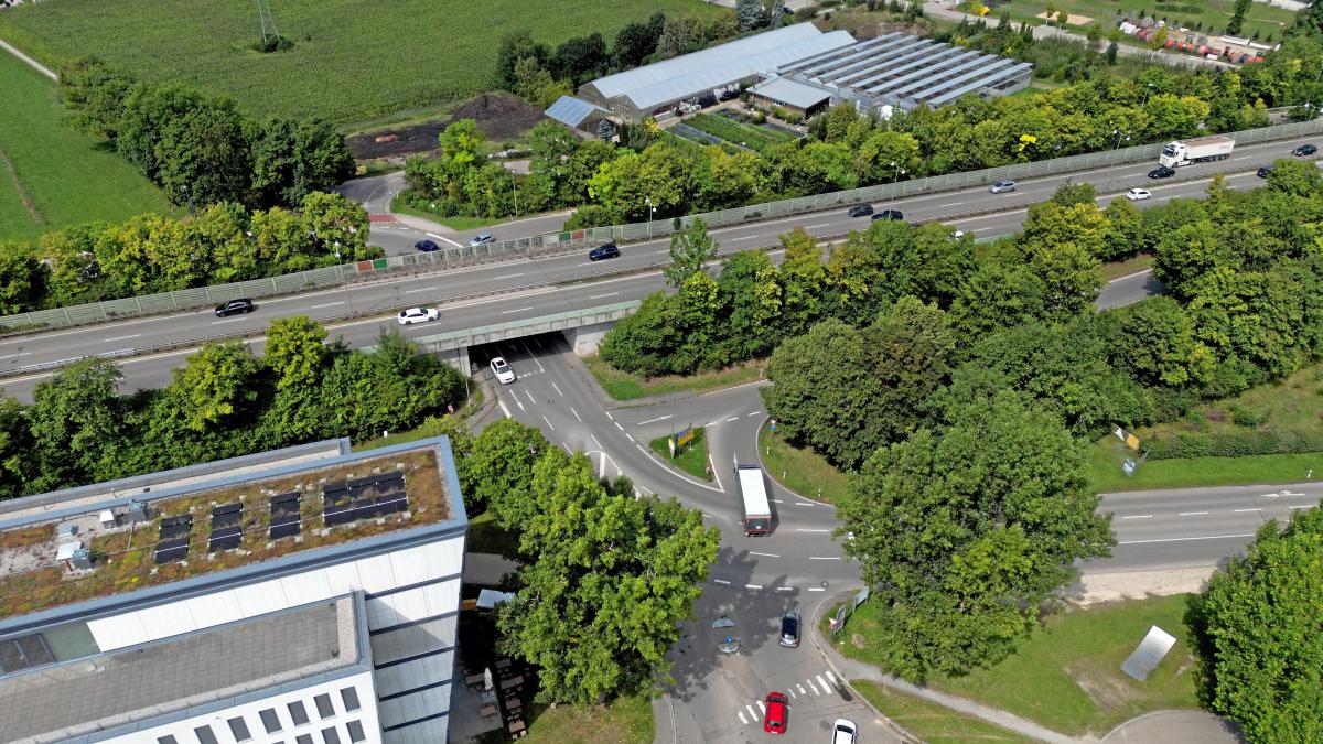 Stadtbergen plant neuen Kreisvekehr an der Abfahrt der B17