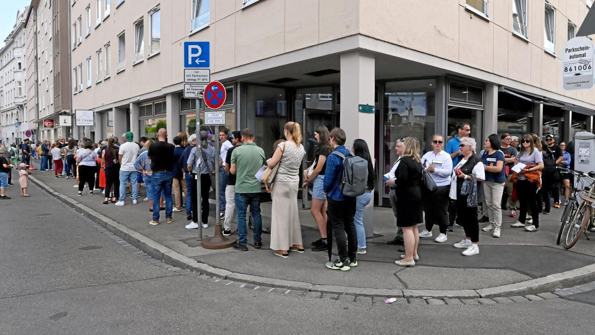 “ Warum Menschen für ein Treffen mit Angela Merkel Schlange standen