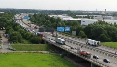 14 Kilometer Stau auf der A1 bei Bremen wegen Bauarbeiten