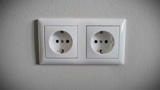 Steckdose Strom Versorgung EVH