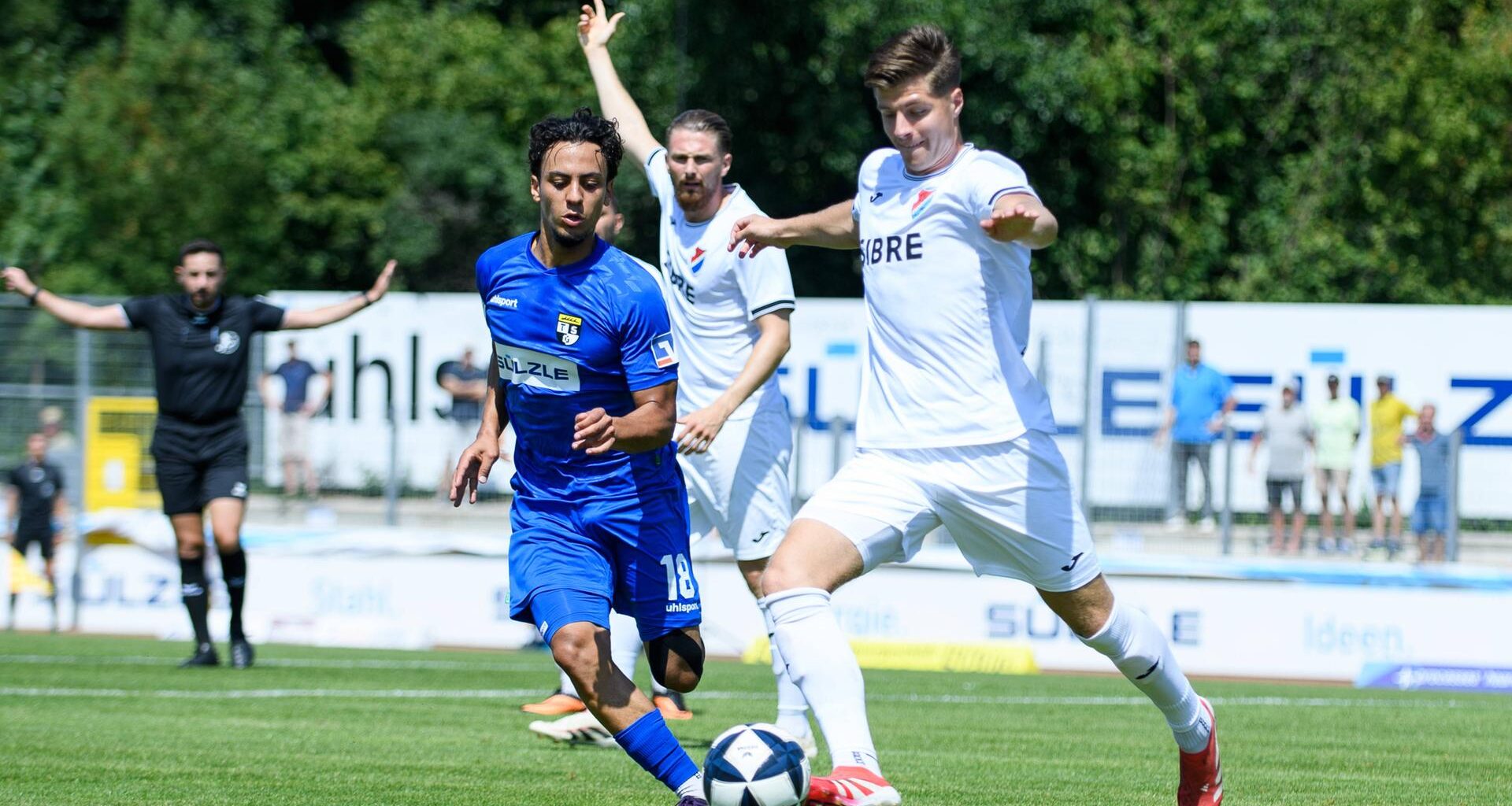 Regionalliga Südwest: Steinbach feiert zweiten Sieg, Niederlage für FSV | hessenschau.de