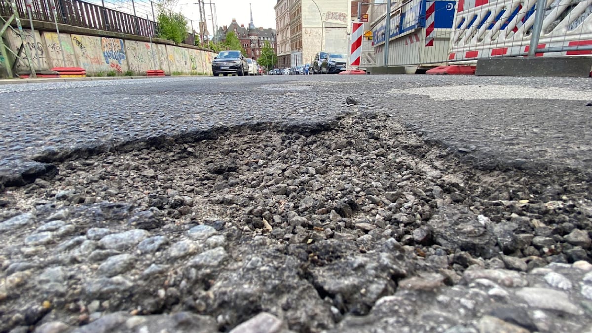 Viel weniger Unfälle durch Straßenschäden in Hamburg