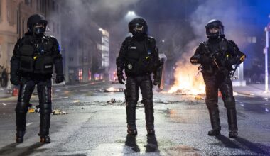 Lausanne, Schweiz: Nach heftigen Krawallen – Bürgermeister sieht „systemisches Diskriminierungsproblem“ bei Polizei