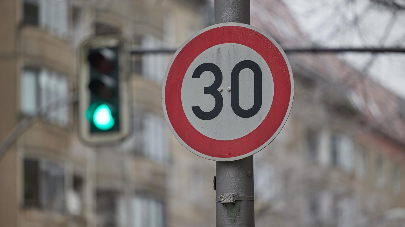 Senat verschiebt Beschluss zu Tempo-30-Abschnitten in Berlin