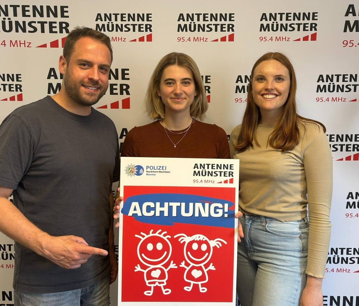 ACHTUNG KIDS: Holt euch Schilder!