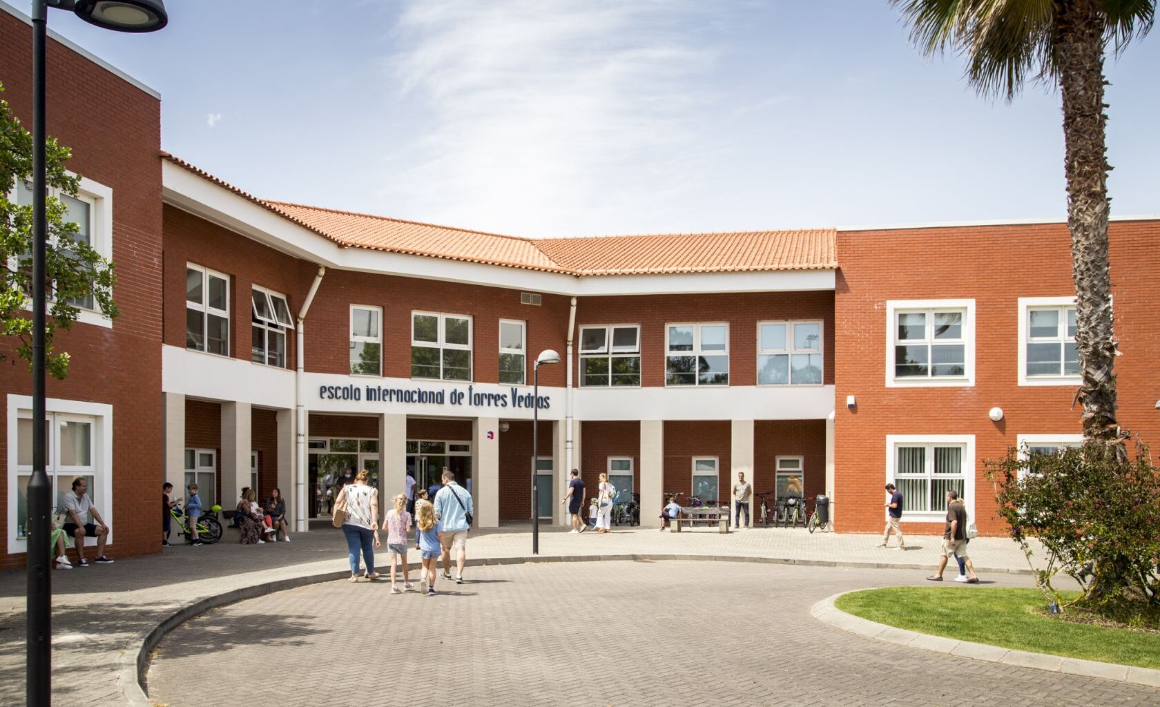 Britische Gruppe kauft Internationale Schule