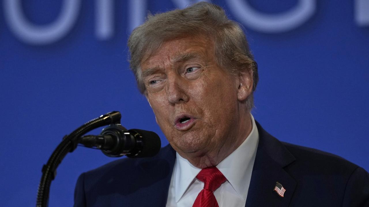 Ukraine-Liveblog: ++ Kiew kann laut Trump Krieg "fast sofort" beenden ++