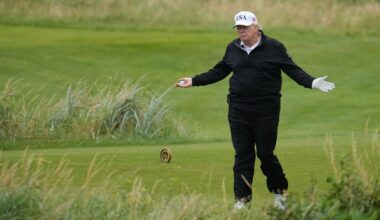 Donald Trump beim Golfspielen