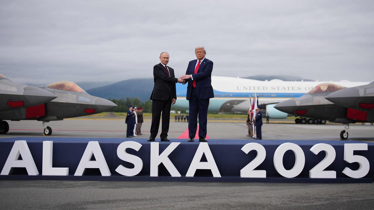 Gespräche zwischen Trump und Putin haben begonnen