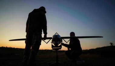 Ukraine-News: Neue Drohnenangriffe auf Kiew – Nato meldet historisches Rüstungsniveau