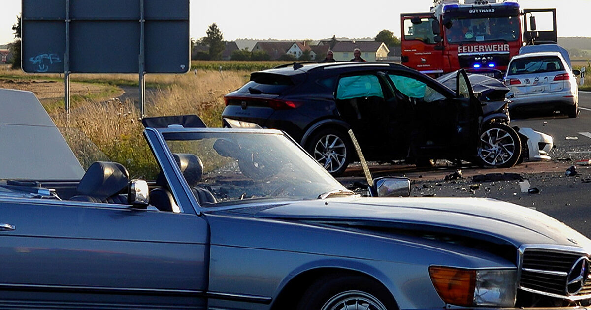 Bütthard: Ein Toter und sechs Verletzte nach schwerem Unfall - Radio Gong Würzburg