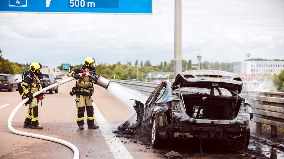 Auto auf A4 in Thüringen ausgebrannt - Spur Richtung Dresden kurzeitig gesperrt