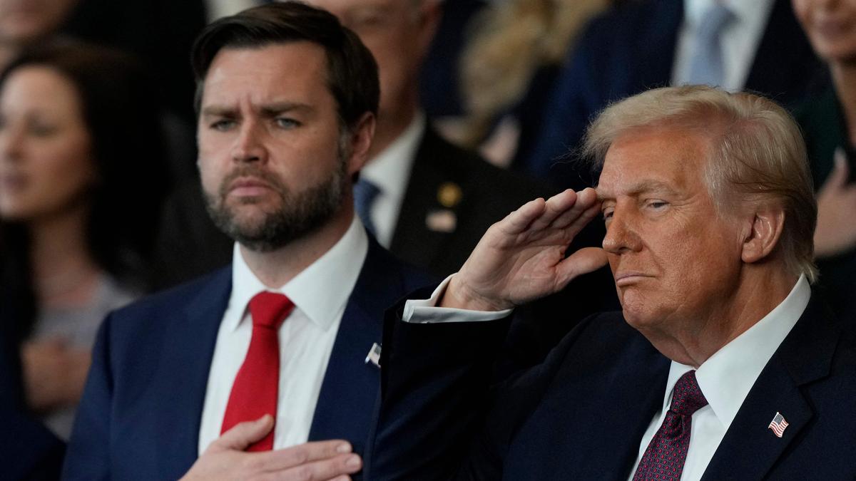 Die nächste Präsidentschaftswahl in den USA findet 2028 statt. Eine eigene Kandidatur hat Trump bislang nicht komplett ausgeschlossen.