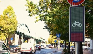 VeloFlow: Berlin testet Fahrrad-Ampel mit Erreichbarkeitsprognose