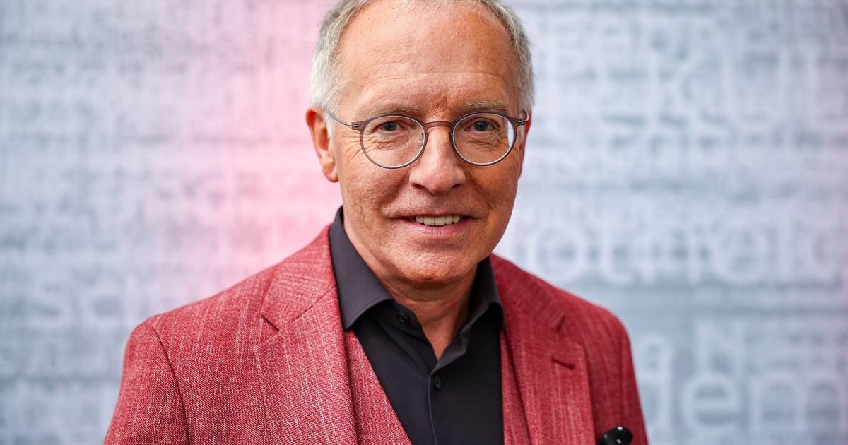 Landesverdienstorden für Prof. Karl-Rudolf Korte