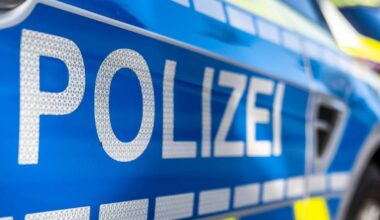 Sachschaden nach Unfall in Mönchengladbach – kryptischer Zettel hilft nicht