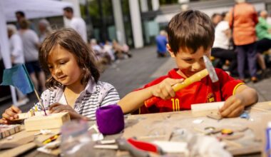 Sommerfest im Lehmbruck-Museum mit Tinguely-Ausstellung