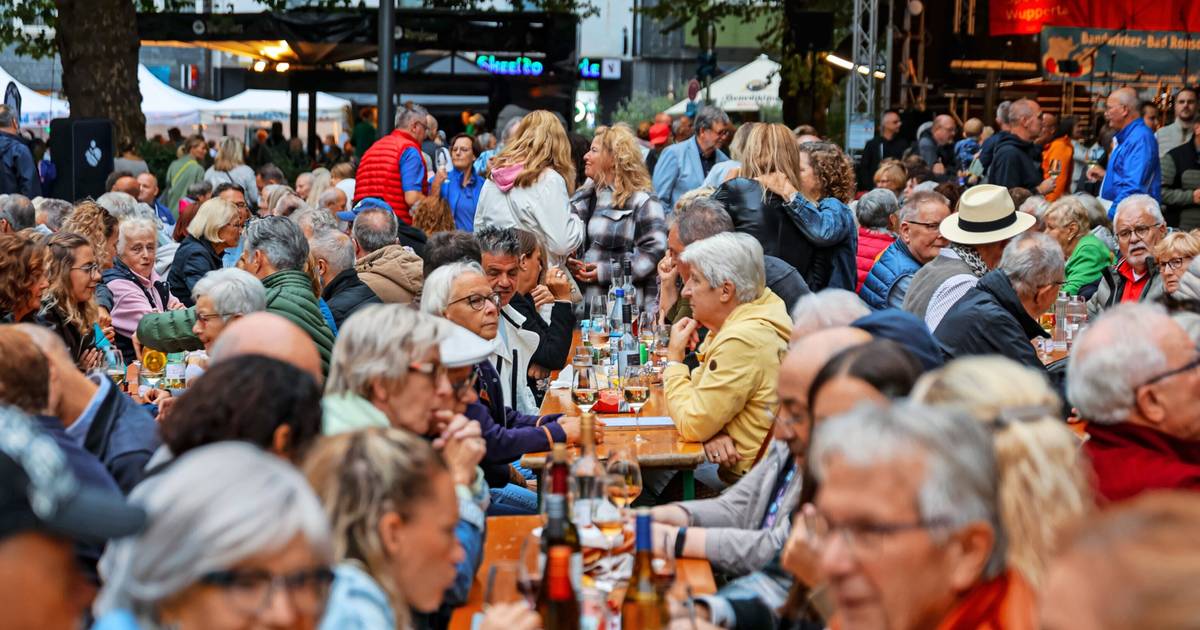 Neuntes Ronsdorfer Weinfest war voller Erfolg