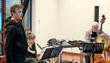 Wuppertaler Veranstaltung setzt mit Literatur und Musik ein Zeichen gegen die Krise