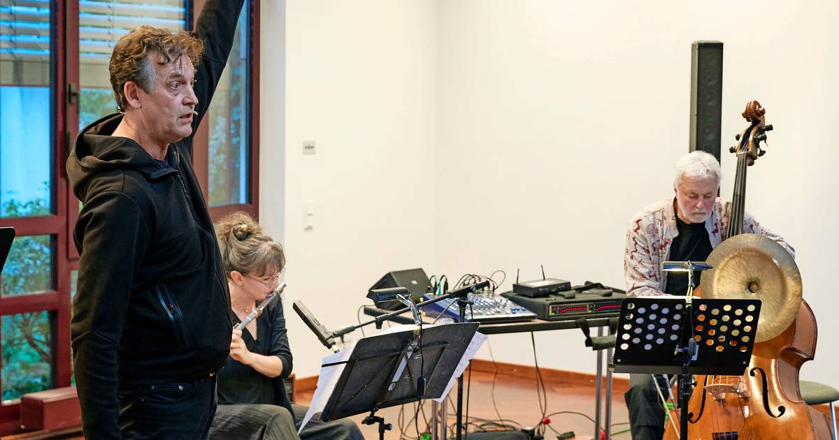 Wuppertaler Veranstaltung setzt mit Literatur und Musik ein Zeichen gegen die Krise