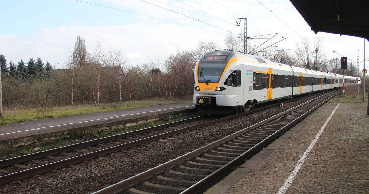 RE 13 fährt wieder stündlich