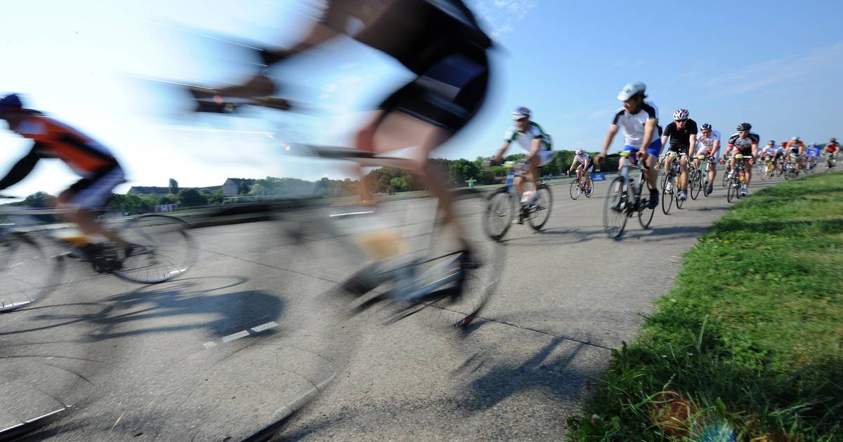 Düsseldorf: Thursday Riding Club - Veranstalter, Infos, Startpunkt