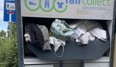 Altkleidercontainer in Bonn: Wem gehört er?