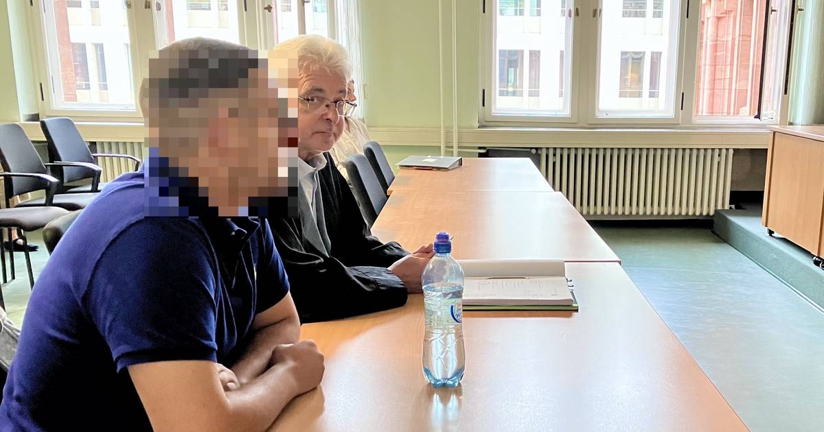 Mann klagt gegen Entzug seines Waffenscheins