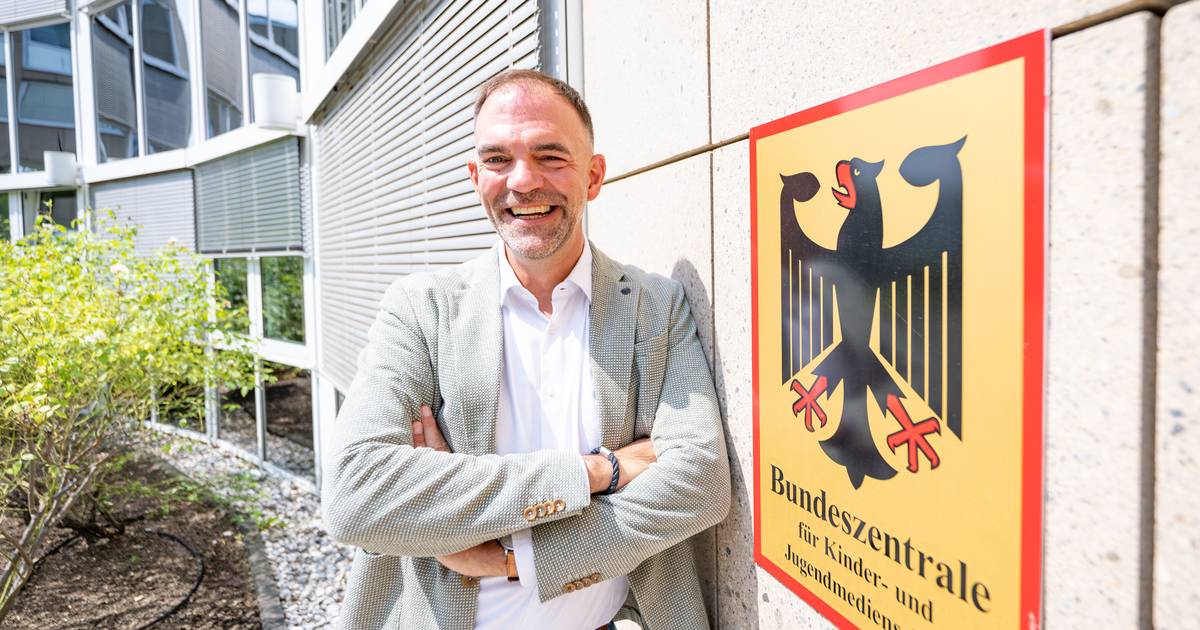 Leiter der BzKJ über digitale Gefahren für Jugendliche