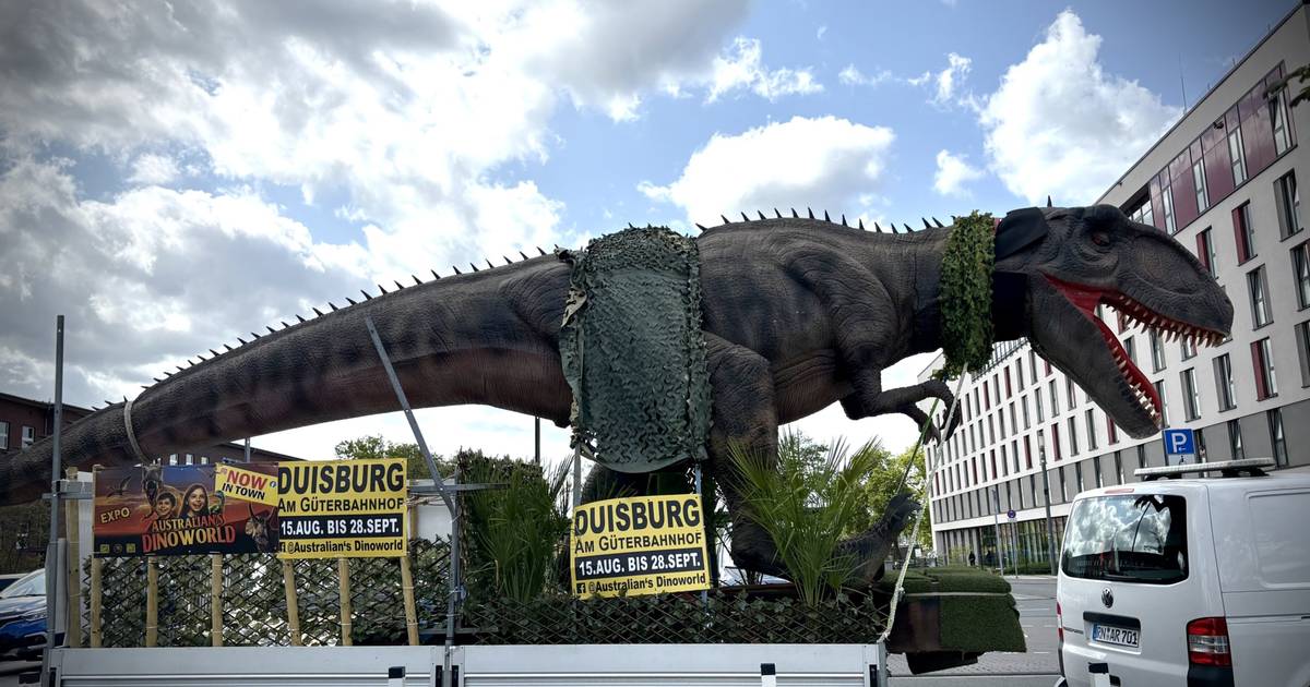 Warum ein riesiger T-Rex durch die Straßen fährt