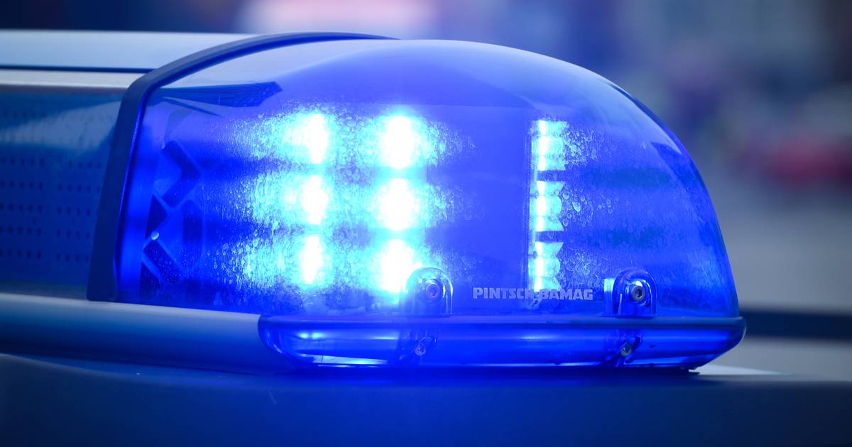 Unbekannte stehlen VW-Passat an der Pescher Straße