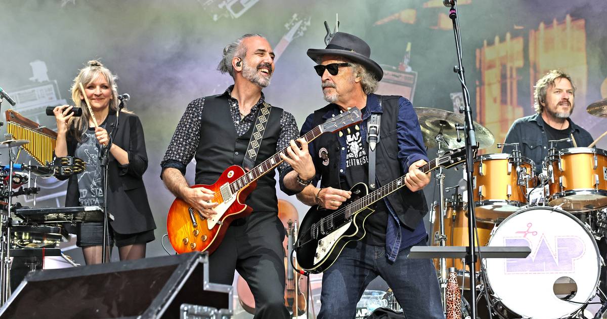 Bilder vom BAP-Konzert auf dem KunstRasen Bonn