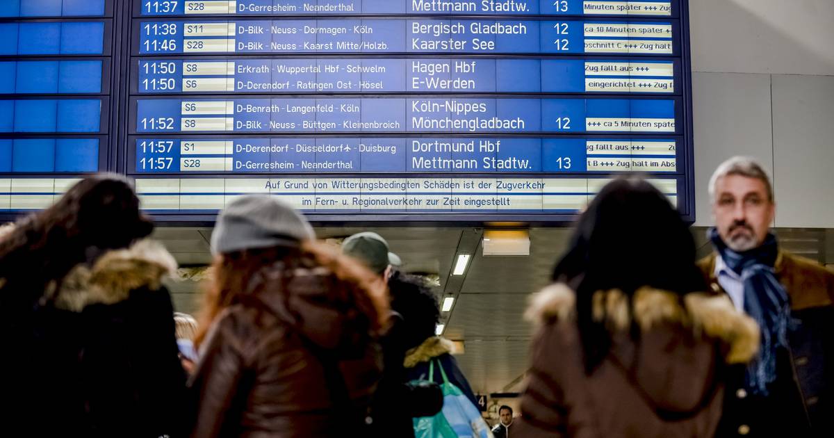 Bahn erneuert zentrale Anzeige im Hauptbahnhof