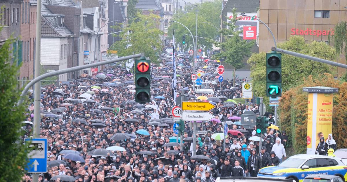Fanwalk zum Jubiläum ohne Störung