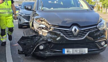 Unfall mit mehreren Fahrzeugen: Drei Verletzte in Wuppertal