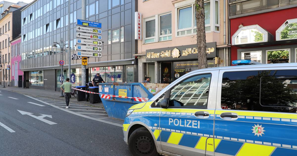 Schwerer Raubüberfall mit Schusswaffe auf Juwelier in Innenstadt 9.8.2025