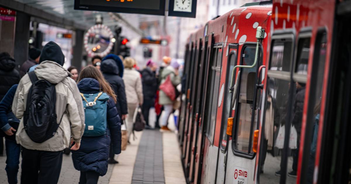 Bonn: Langes Warten an Bahnhaltestellen