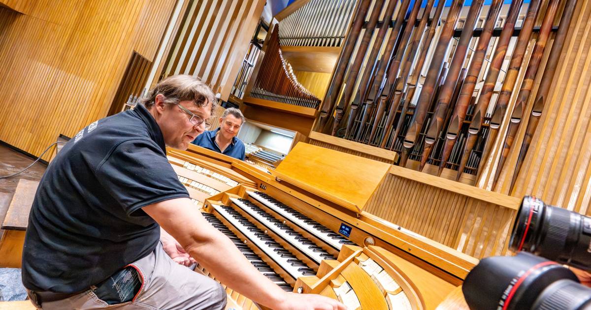 Intonation tausender Orgelpfeifen läuft an