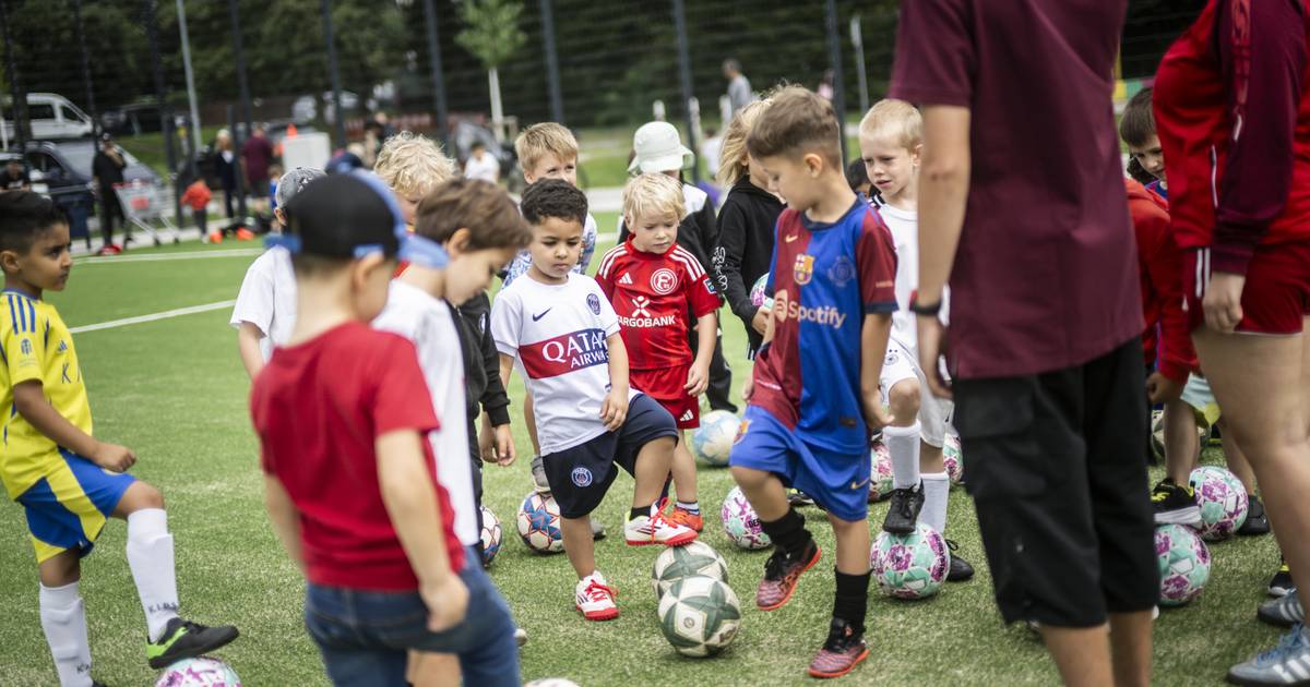 Sommerferienprogramm: Fußballschule in Düsseldorf-Mörsenbroich