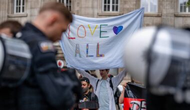Christopher Street Day in Bonn mit polizei-einsatz