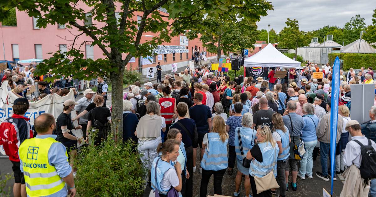 Demo gegen AfD-Tagung auf dem Brüser Berg