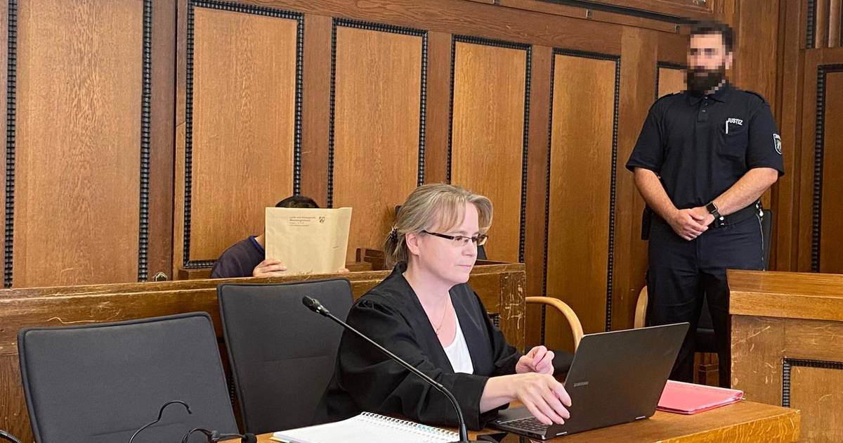 Prozess um Messerattacke in Schrievers mit 31 Stichen