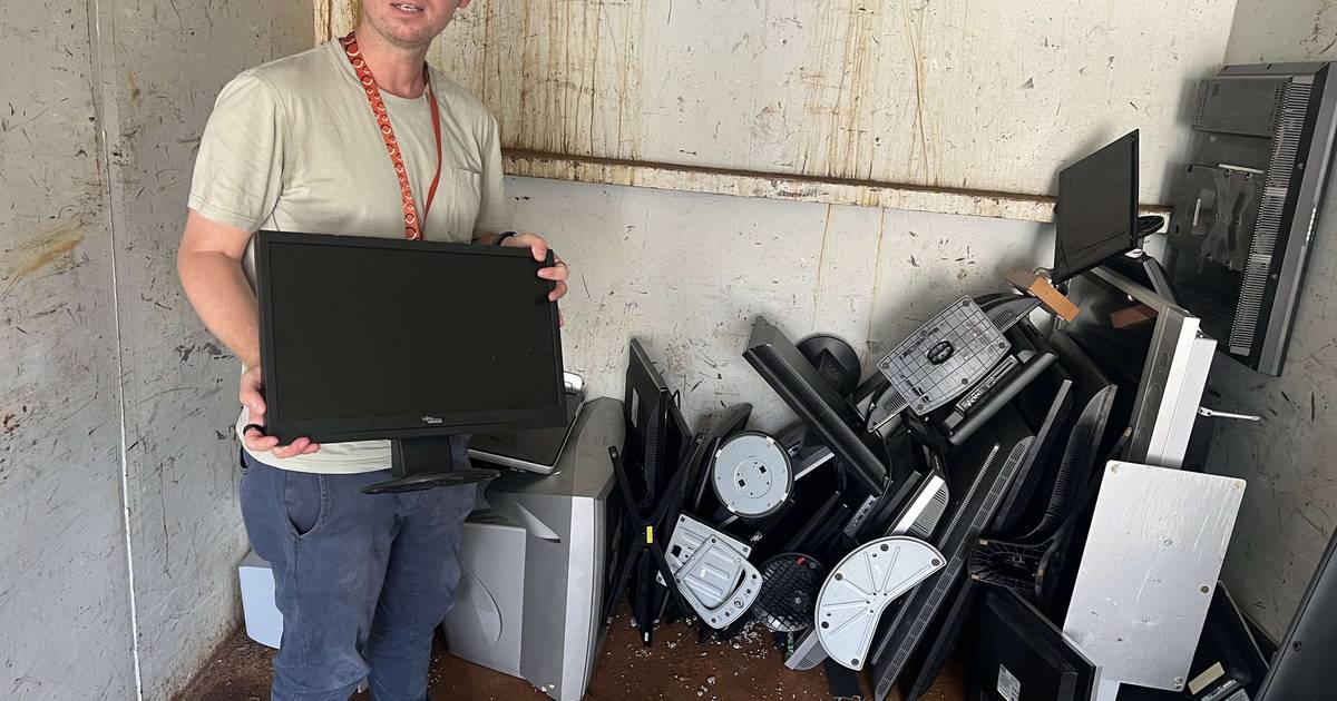 Elektrogeräte und Recycling im Wertstoffhof Bonn