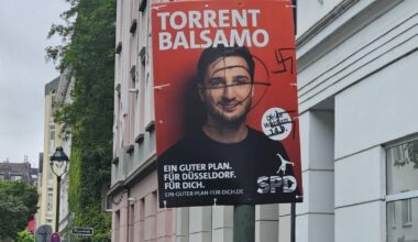 Kommunalwahl 2025 Düsseldorf: Wahlplakate mit Hakenkreuzen beschmiert
