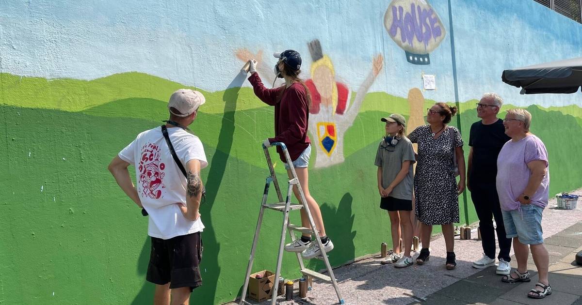 77 Meter langes Graffito entsteht