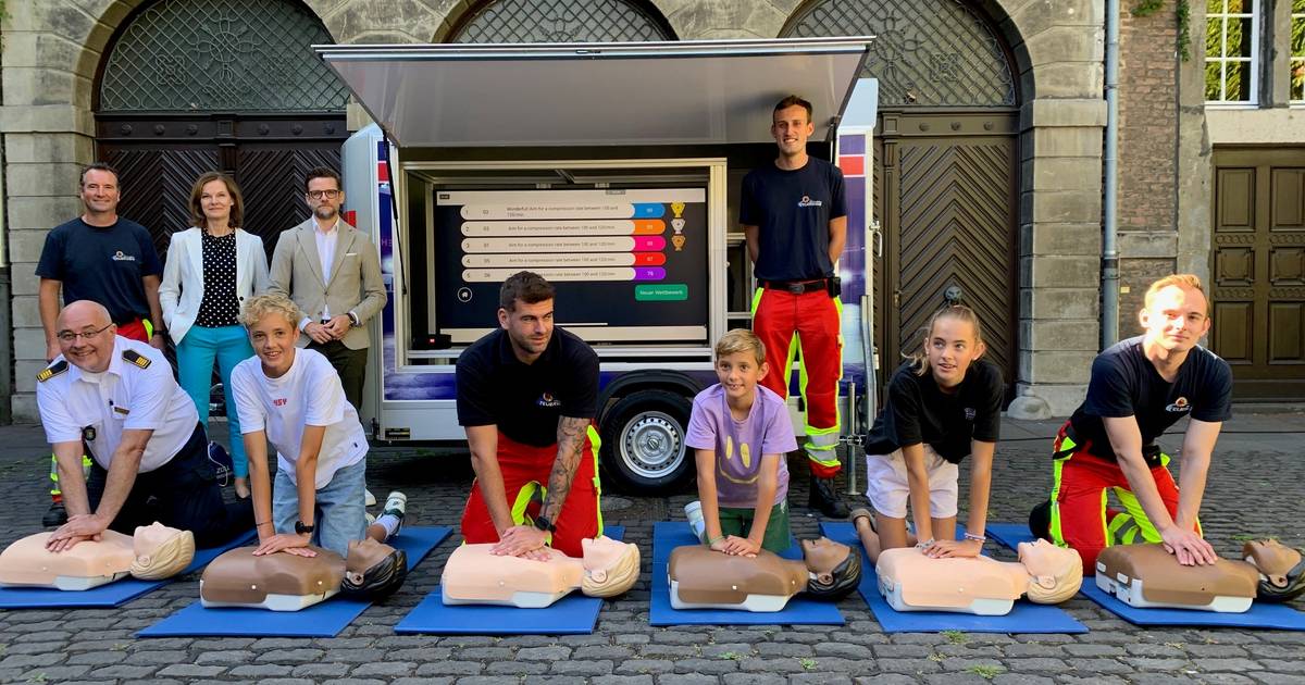 Feuerwehr Mönchengladbach hat Reanimationsmobil entwickelt