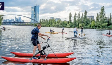 Ausflugstipps in Frankfurt: Fahrrad fahren auf dem Main