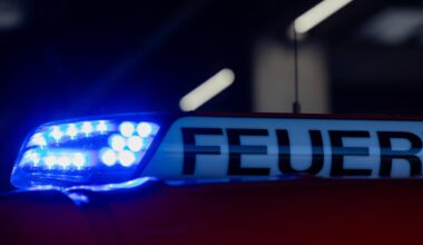 Nordrhein-Westfalen: Großbrand in Bochumer Entsorgungsbetrieb gelöscht