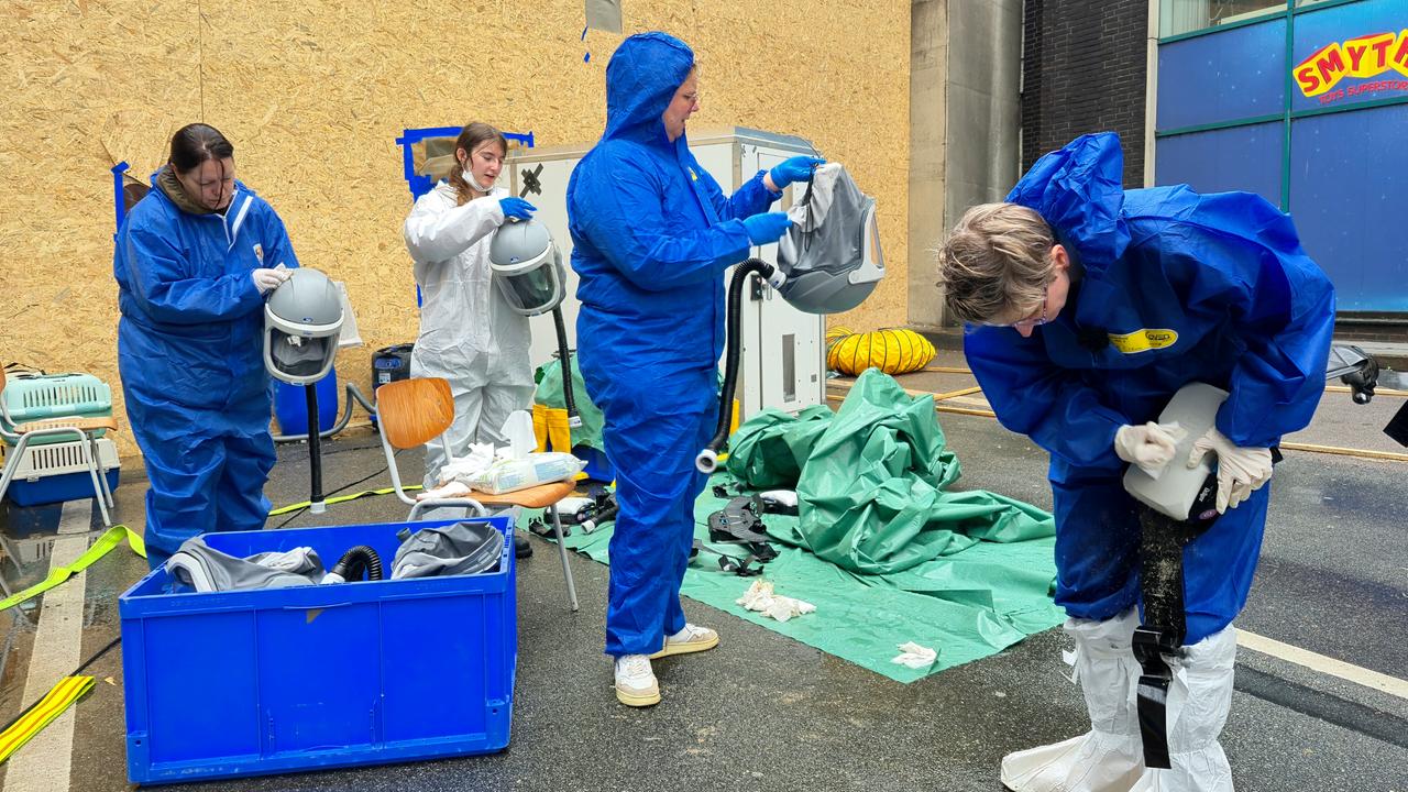 Nordrhein-Westfalen: Noch bis Dienstag: Tierschützer siedeln Tauben aus Essener Tunnel um