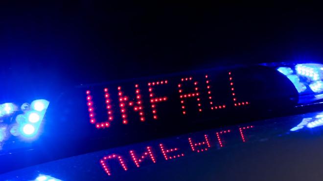 Verkehr: Die Aufräumarbeiten nach dem Unfall bei Forchheim dauern an. (Symbolbild)